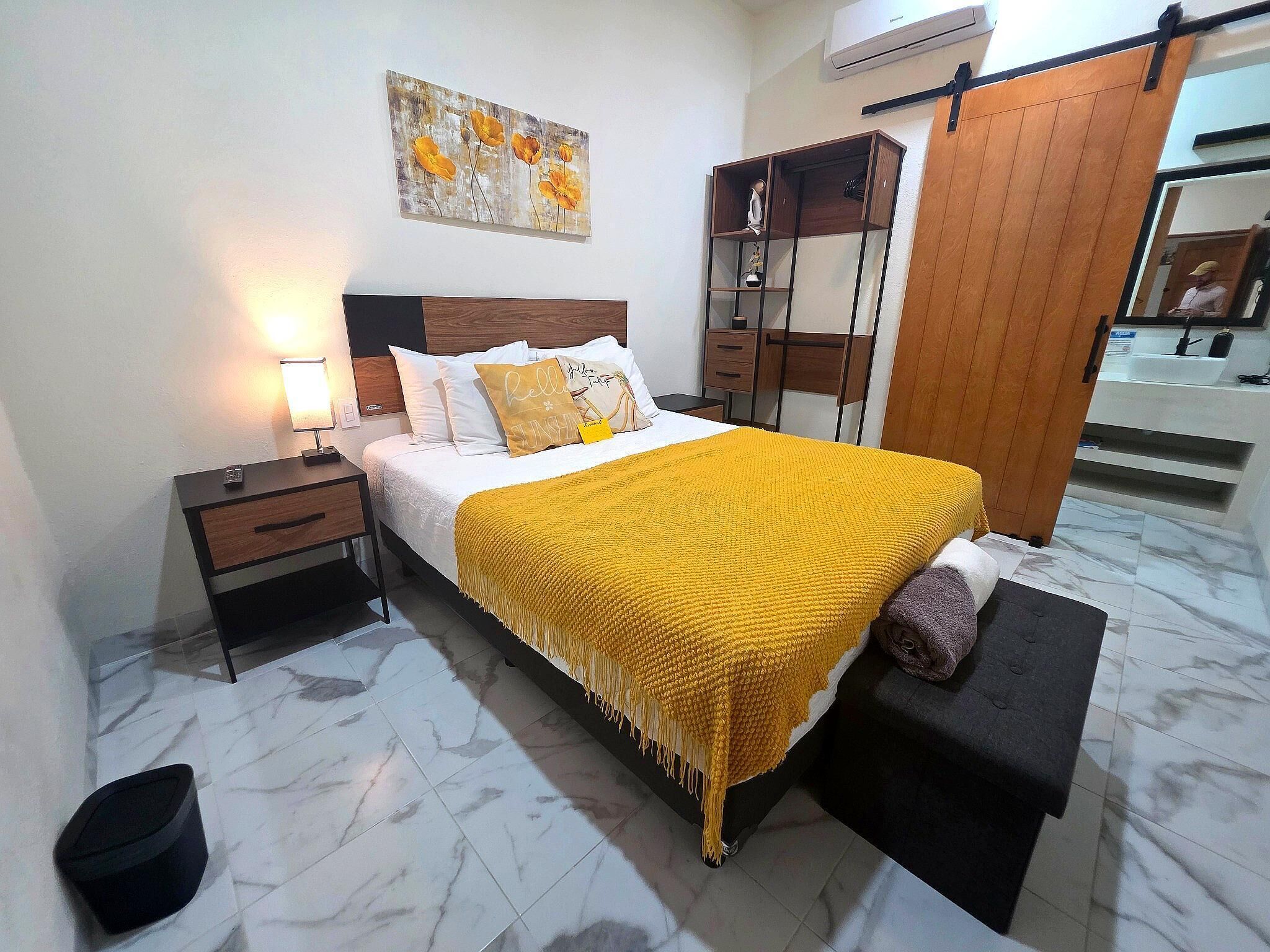 1 chambre, fer et planche à repasser, Wi-Fi, draps fournis