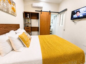 1 bedroom, iron/ironing board, WiFi, bed sheets - CABO DOWNTOWN STUDIOS: 1BR Queen studio blocks from downtown close to marina #8 (Cabo San Lucas)