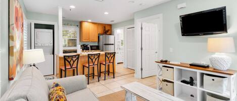 House, 1 Queen Bed with Sofa bed, Patio, Garden View (The Casita at The Lemon Drop) | Living area
