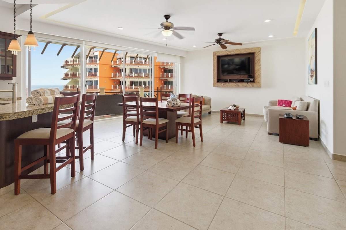 Family Apartment | Living area