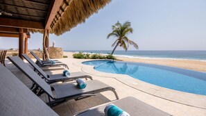 Pool - Beachfront Apartments at Vivo Resorts  (San Pedro Mixtepec)