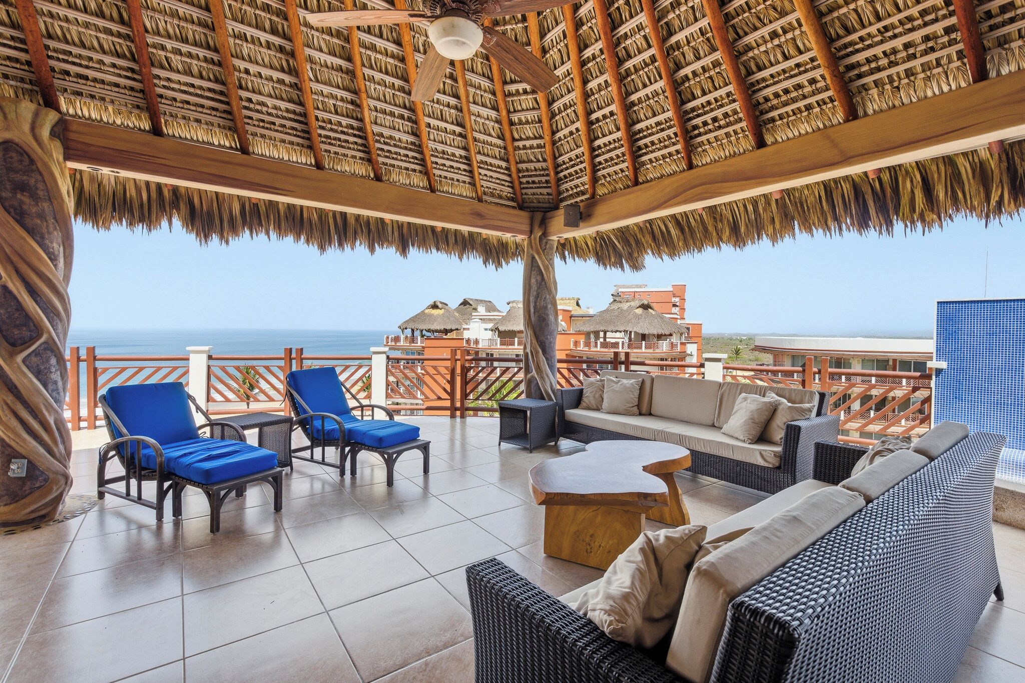 Exclusive Penthouse | Terrace/patio