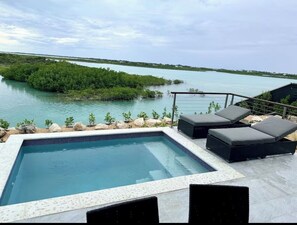 Pool - 4-bedroom Estate with Two Separate Villa (Providenciales)