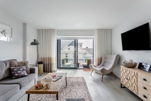 Smart TV, DVD player - Whispering Bay - Luxury Cottages (Woolacombe)