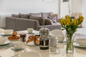 Dining - Whispering Bay - Luxury Cottages (Woolacombe)