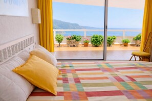 3 bedrooms, in-room safe, iron/ironing board, WiFi - 🏖 Terrace + Sea views + Private beach. (Salionç)