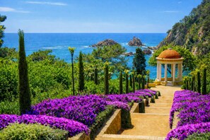 Property grounds - 🏖️ Mediterranean penthouse + terrace + sea views (Canyelles)