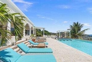 Pool - Vrbo Property (Saint Martin)
