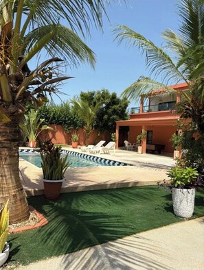 Pool - Beautiful 7 rooms with pool (Ngaparou)