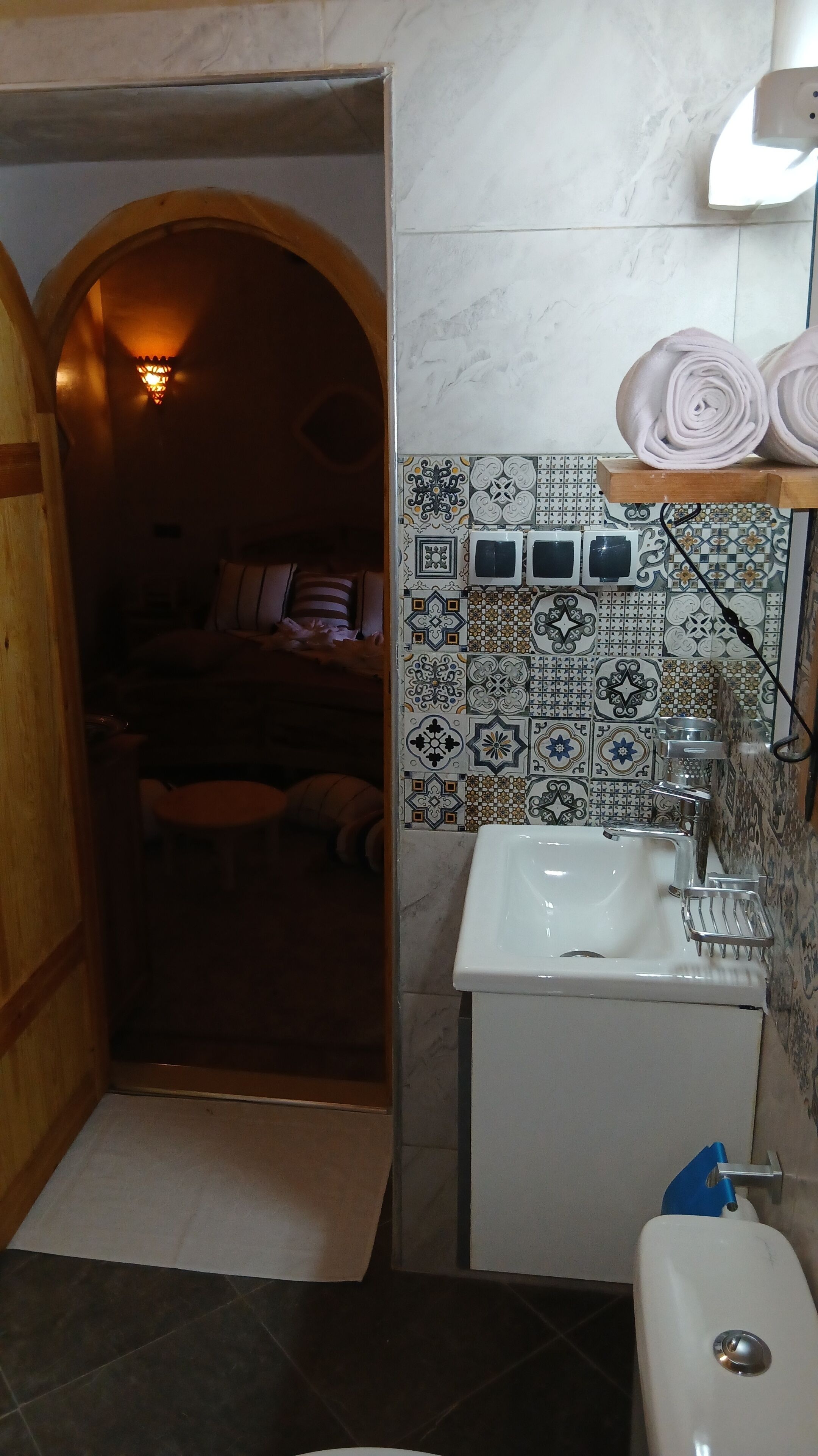 Quarto casal superior, vista para a colina | Banheiro