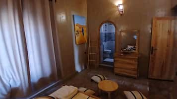 Chambre Double Supérieure, vue colline