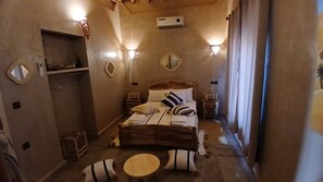 Superior Double Room, Hill View | Blackout curtains, iron/ironing board, free WiFi - La Colline Verte Dar Ait El Abass  (Skoura)