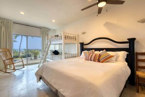 3 bedrooms, iron/ironing board, WiFi, bed sheets - Casa Maravilla - Walk to Beach & Art District. (San José del Cabo)