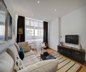TV - Casa Valentuñana - Downtown Marbella - Pass the Keys (Marbella)