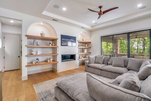 Smart-TV, Kamin