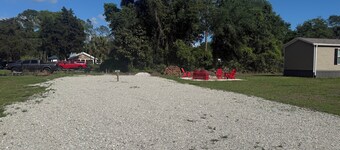 Terrific camping site inSatsuma perfectfor your outdoor adventure.Near the river