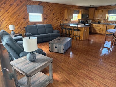 Country Comfort on Lake Cumberland!!