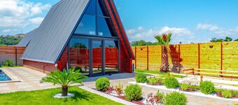 Hira Deluxe Bungalov