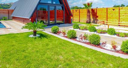 Hira Deluxe Bungalov