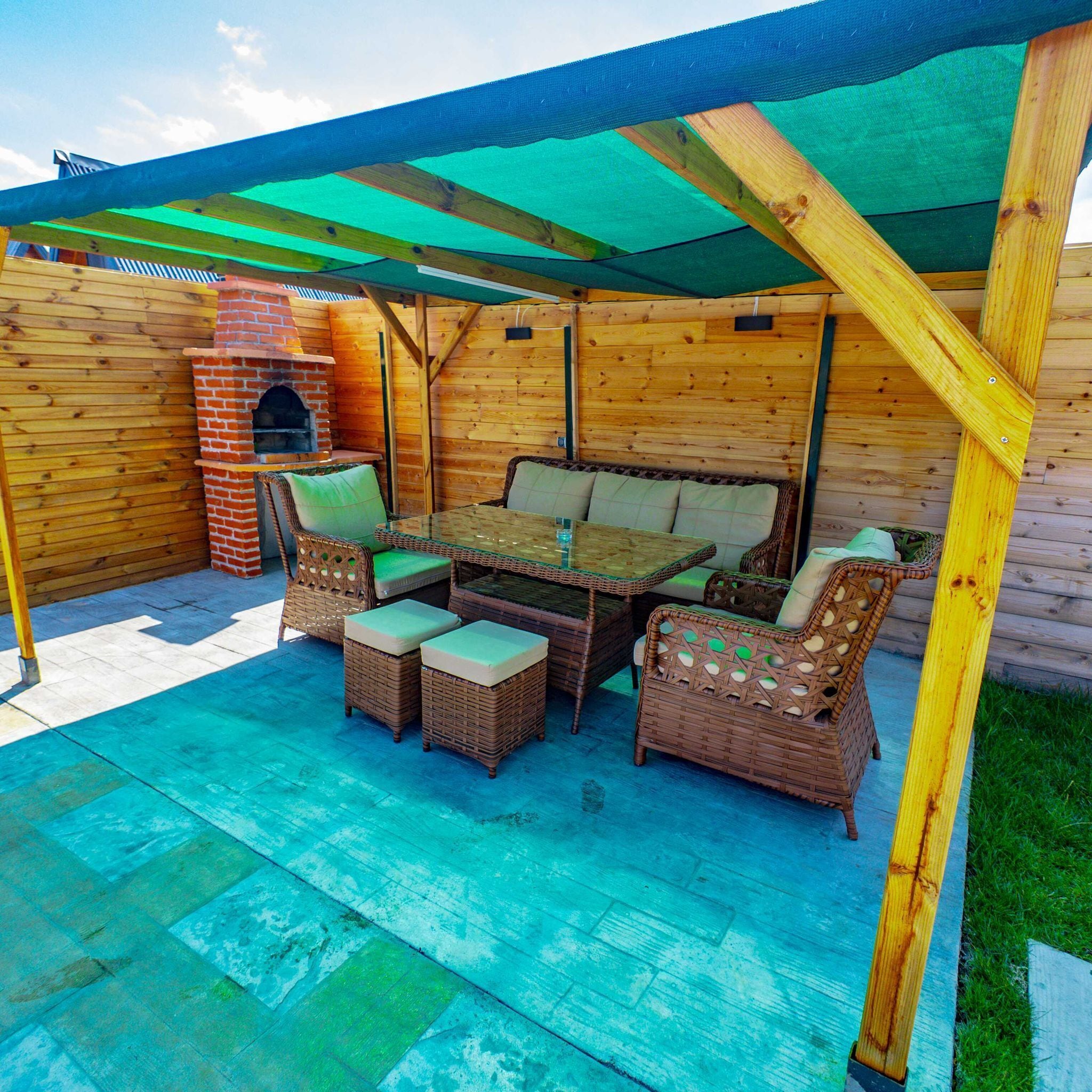 Bungalow Deluxe, vistas a la piscina | Restaurante al aire libre