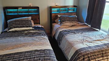 2 bedrooms, free WiFi, bed sheets