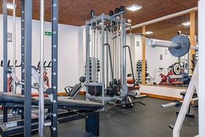 Fitness facility - Always a Great Idea To Unwind! Fully-equipped Kitchen, Balcony with Pool View! (Albufeira)