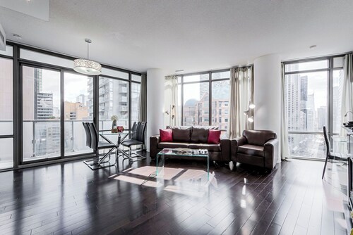 Commerce Suites and Stays