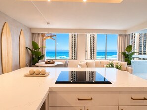 Interior - Waikiki Ocean Luxe Retreat | Panoramic Views (Honolulu)