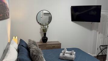 1 bedroom, iron/ironing board, WiFi, bed sheets