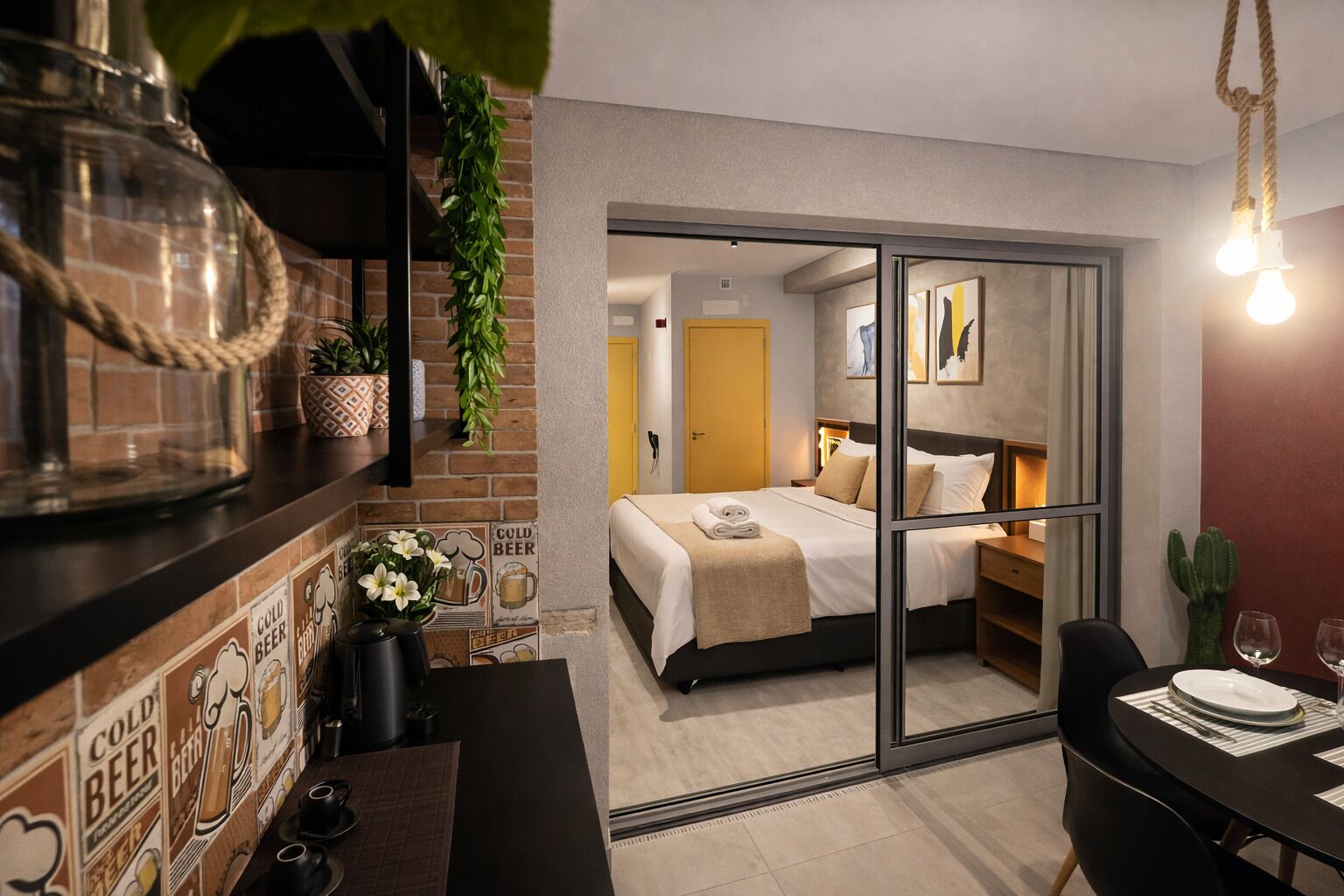 1 bedroom, desk, iron/ironing board, WiFi