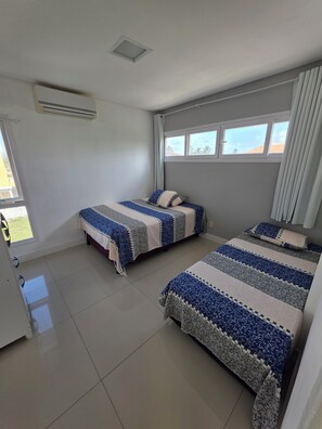 4 Schlafzimmer, Bügeleisen/Bügelbrett, kostenloses WLAN, Bettwäsche