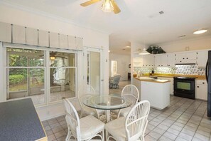 Interior - Coastal Casino 80–Beach Access–Sleeps 6 (Seagrove Beach)