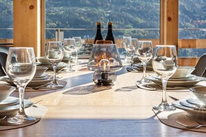 Dining - Vrbo Property (BOURG SAINT MAURICE)