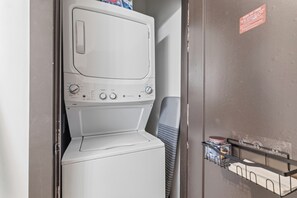 Interior - Spacious 2BR Stay Near DT + Fast WiFi + Parking (Indianapolis)