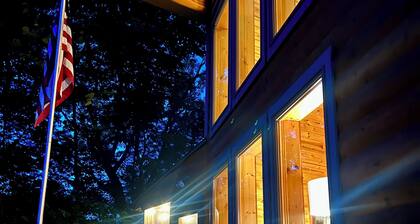 Maxwell Reserve • Private Forest Retreat • Sleeps 14