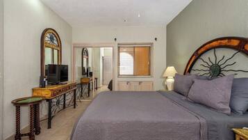 1 bedroom, iron/ironing board, internet, bed sheets