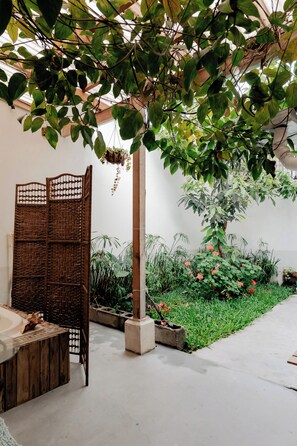 Property grounds - El sueño de la moda_Jacuzzi (Antigua Guatemala)