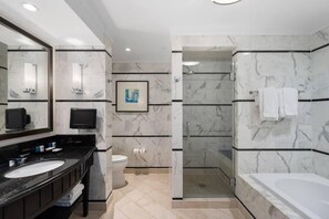 Studio, Balcony, Ocean View | Bathroom - Sorrento 704 (Miami Beach)