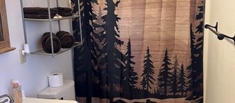 Perfect 1-bedroom cabin in wonderful Los Ojos for a cozy stay