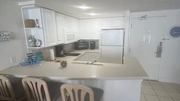 Apartment, 1 Bedroom, Accessible, Private Pool | Bahagian dalam