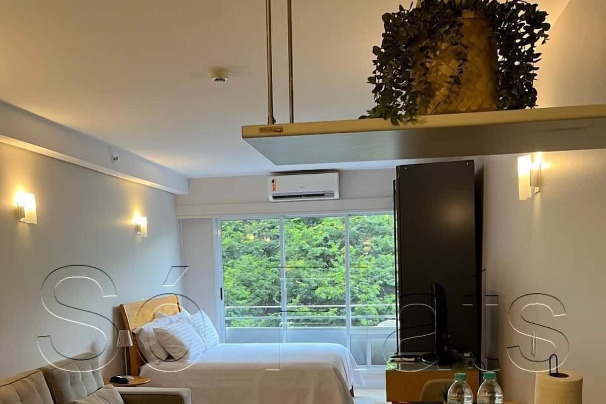Design Apartment, City View | Private kitchen