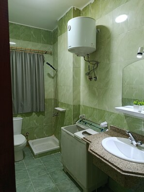 Bathroom - Fantastic 1-bedroom apartment with AC in sunny Hurghada (Hurghada)