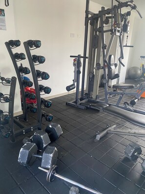 Fitness facility - Luxury Loft w/Private Jacuzzi & City Views - El Poblado  (Medellín)