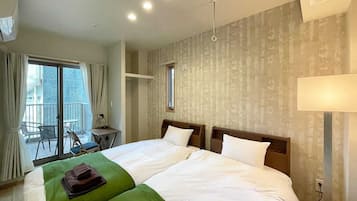 Blackout curtains, free WiFi