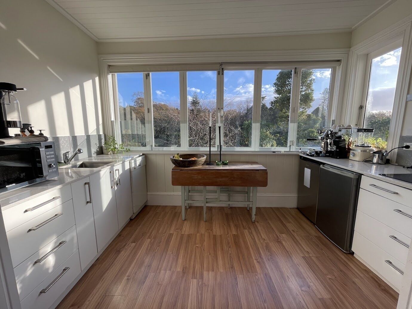 Microwave, stovetop, dishwasher