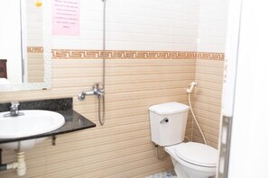 Classic Studio, Balcony, City View | Bilik Mandi