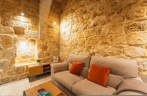 House - Charming House of Character in Victoria Gozo (Victoria)