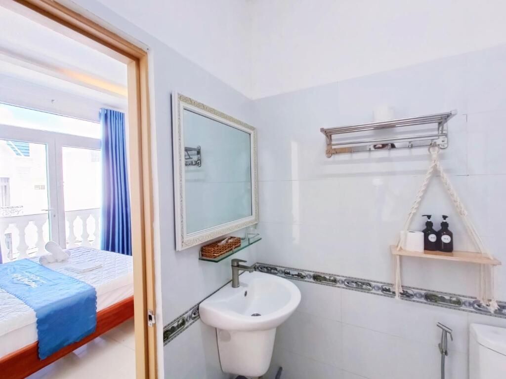 Classic-Studio, Balkon, Stadtblick | Badezimmer