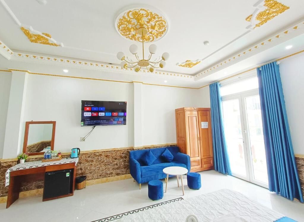 Studio Classique, balcon, vue ville | Intérieur