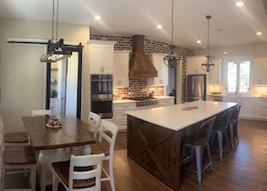 Dining - Stay Close to the Action: Masters & Peach Jam Retreat w/ Pool and Putting Green (North Augusta)